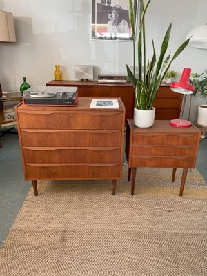 Mid Century Teak Kommode