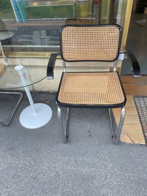 Toller Freischwinger mit Lehne, Made in Italy