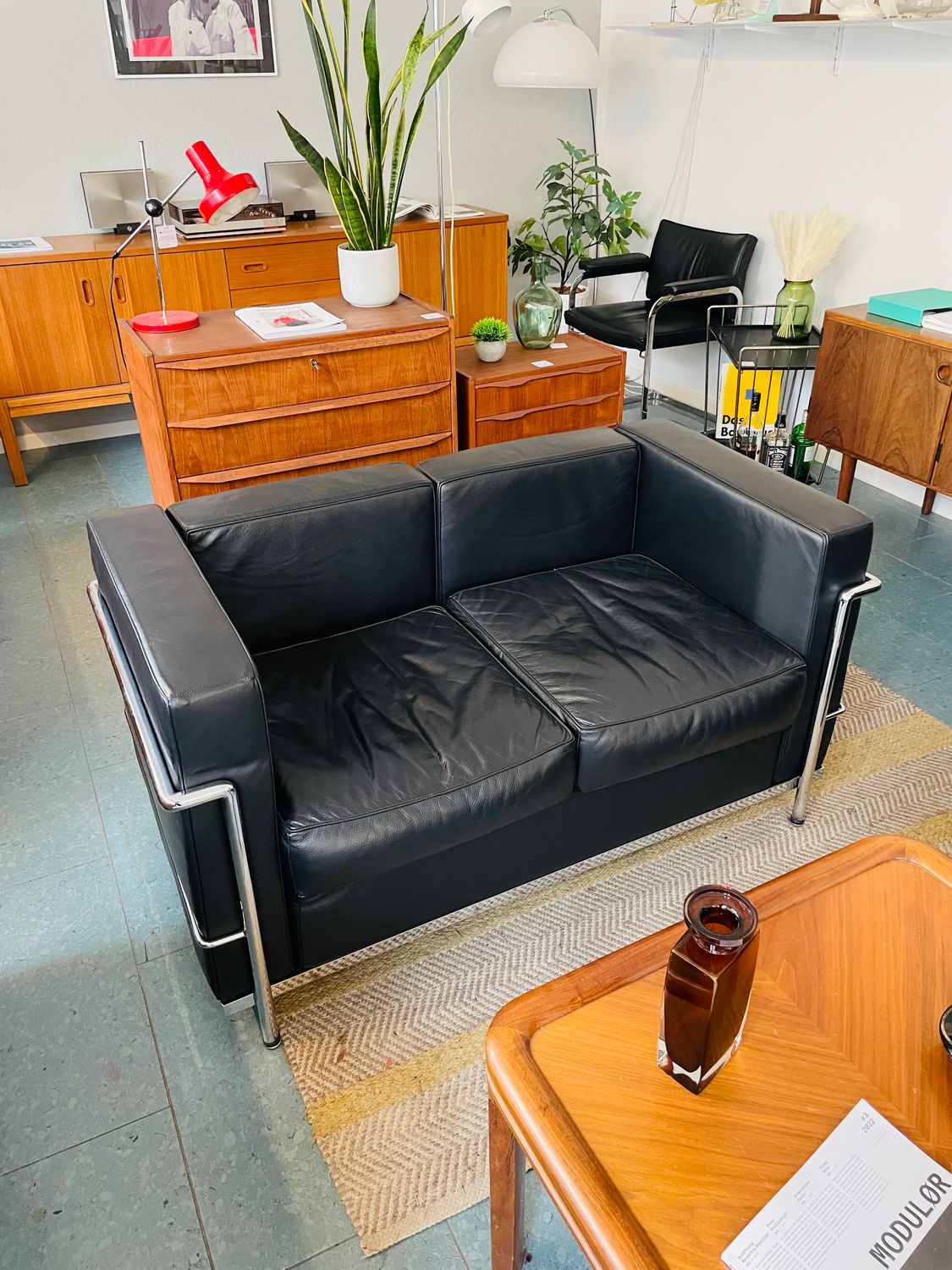 LC2 Lounge/Sofa, Corbusier, Premium Replica