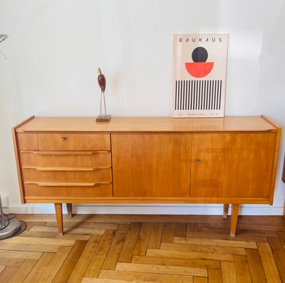 Schönes Mid Century Sideboard