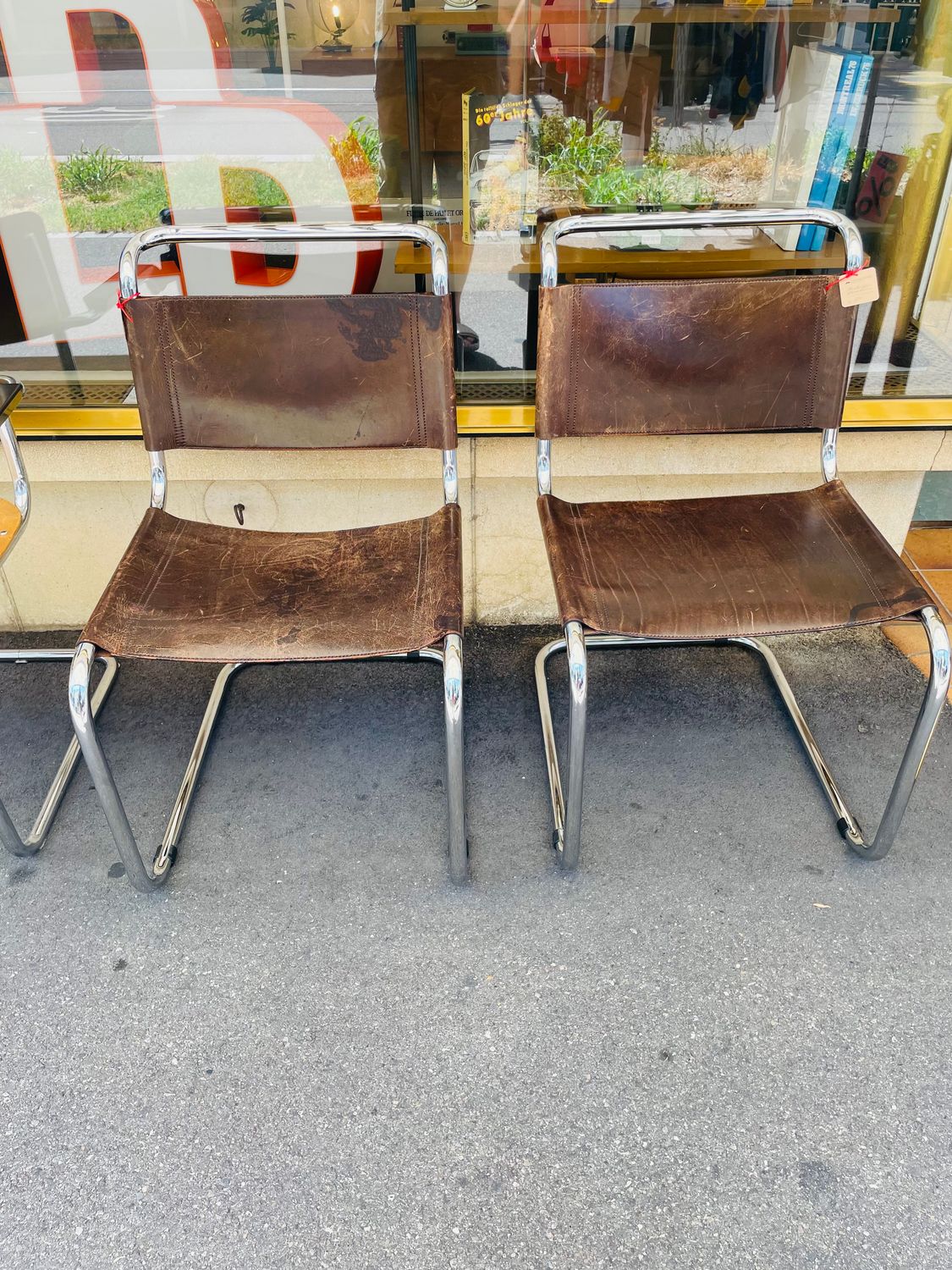 Kernleder Freischwinger