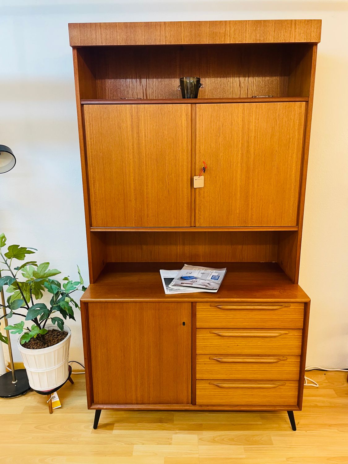 Mid Century Teak Highboard, gelabelt
