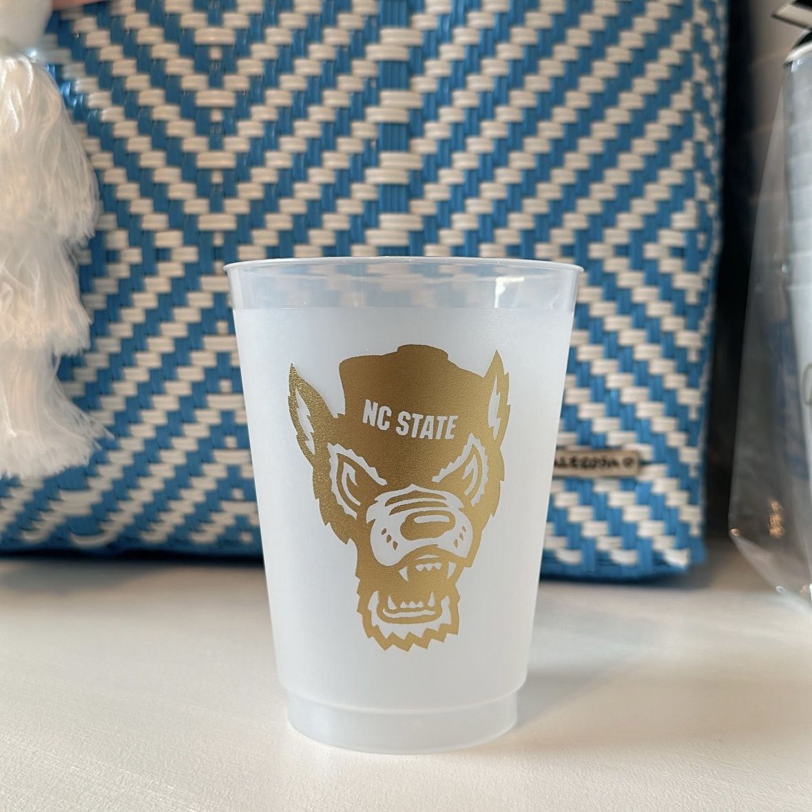 Gold Wolf Frosted Cup
