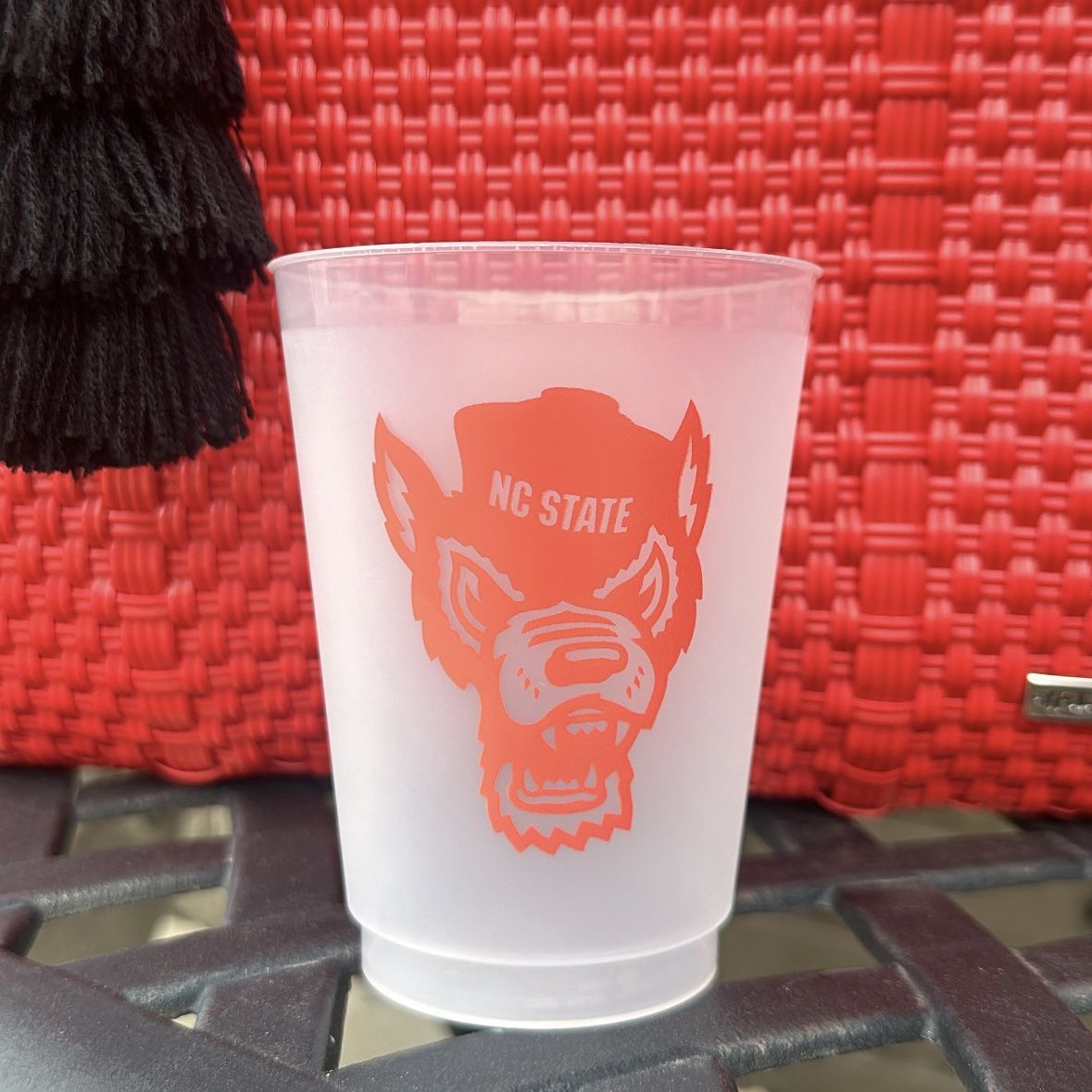 Red Wolf Frosted Cups