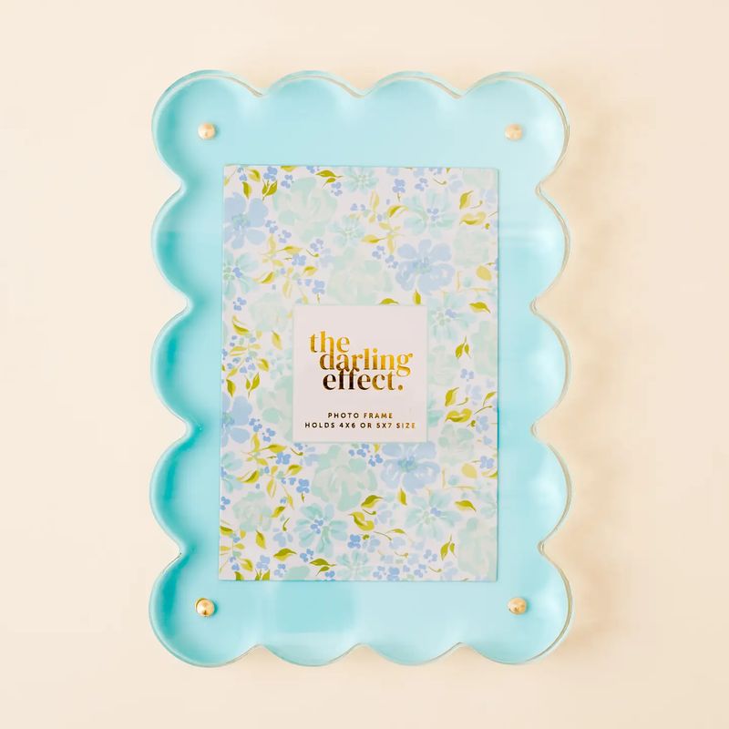 Scalloped Acrylic Frame - Blue