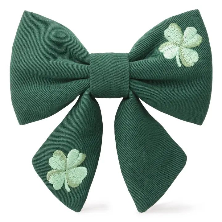 Clover Lady Dog Bow
