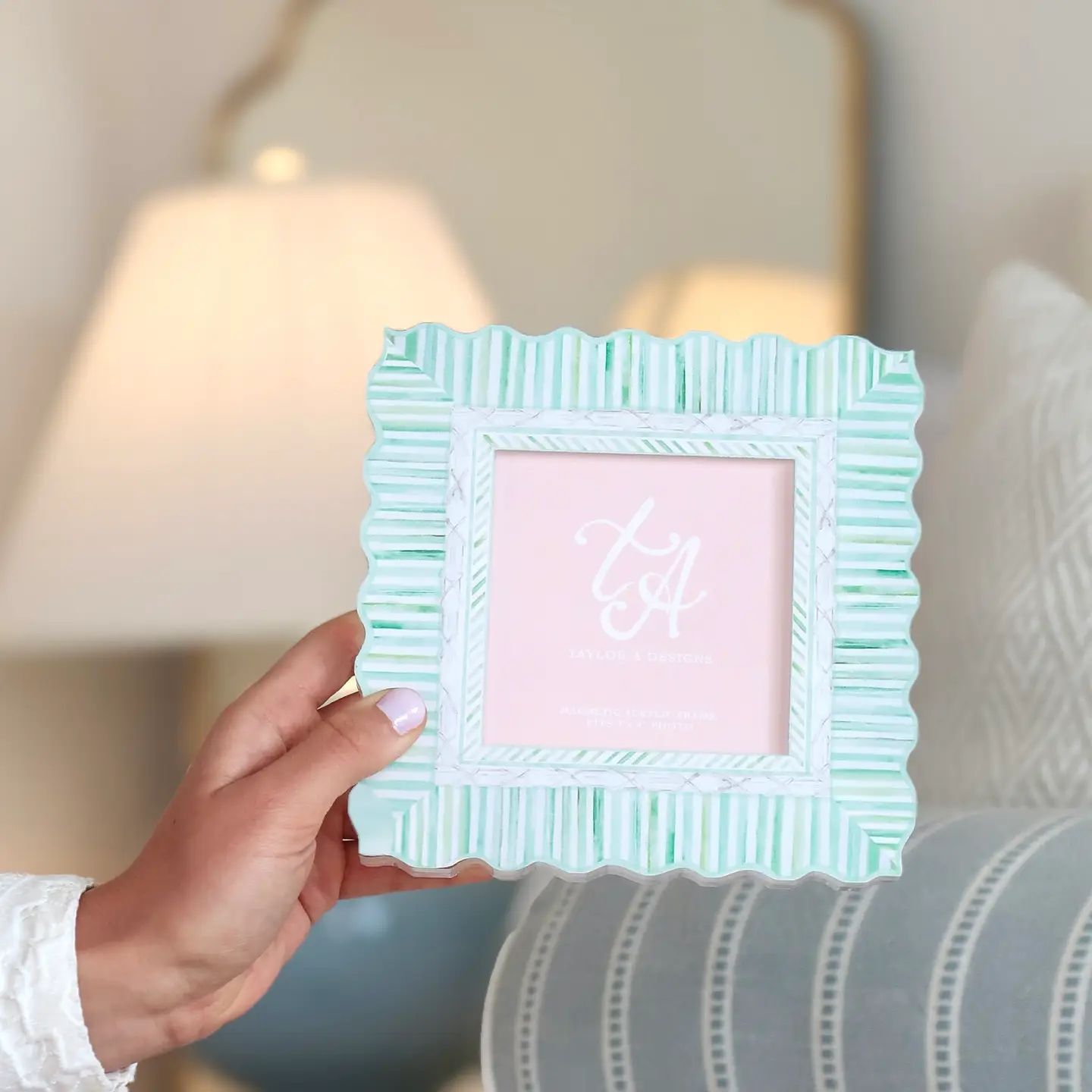Acrylic Magnetic Frame - Green &amp; White
