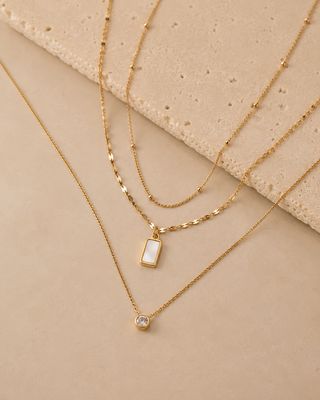 Collares