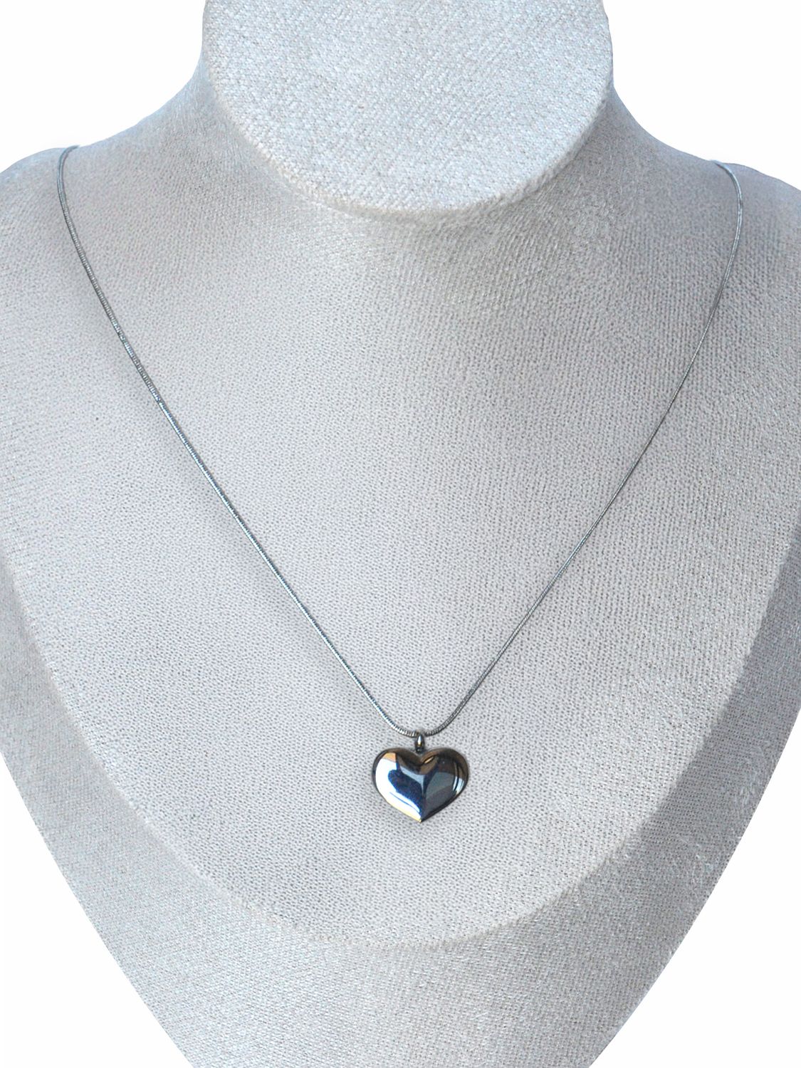 Collar Silver Heart Pendant
