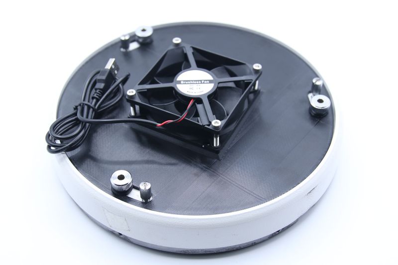 Astroprints Spiegelabdeckung für Skywatcher Newton 8 Astroprints Spiegelabdeckung für Skywatcher Newton 8" Hauptspiegelfassung inkl. 5V USB Lüfter