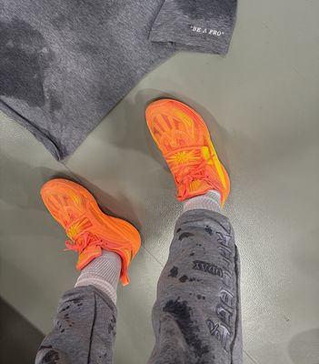 MEDIUM Gray 1% BETTER TODAY Sweats