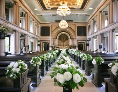 Blumenschmuck Trauerhalle