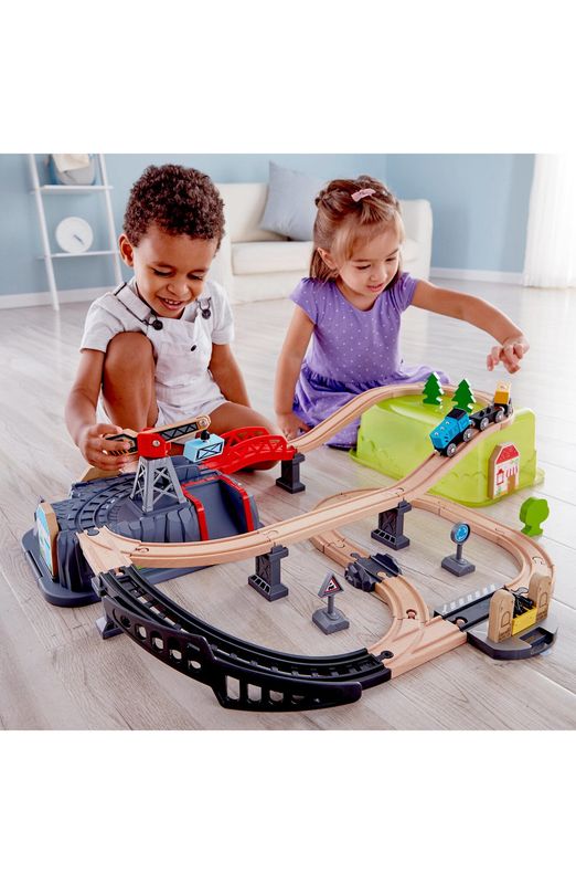 Hape Railway Bucket-Builder Set