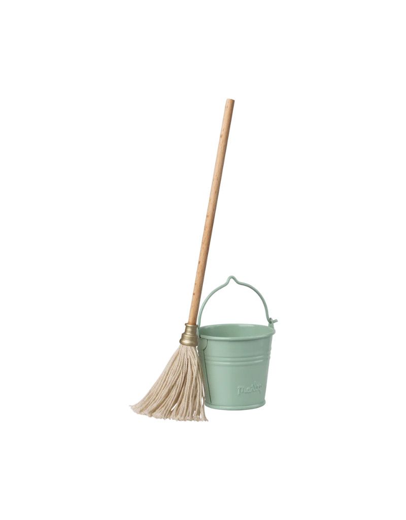 Bucket &amp; Mop