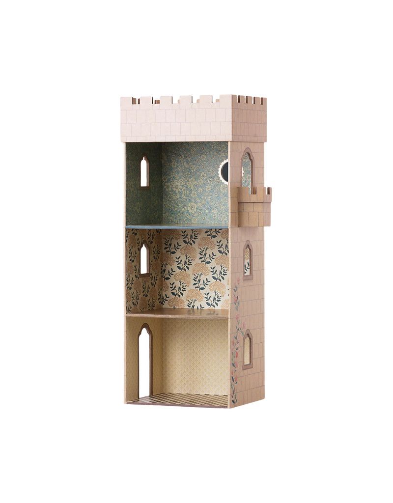 Castle W/Mirror