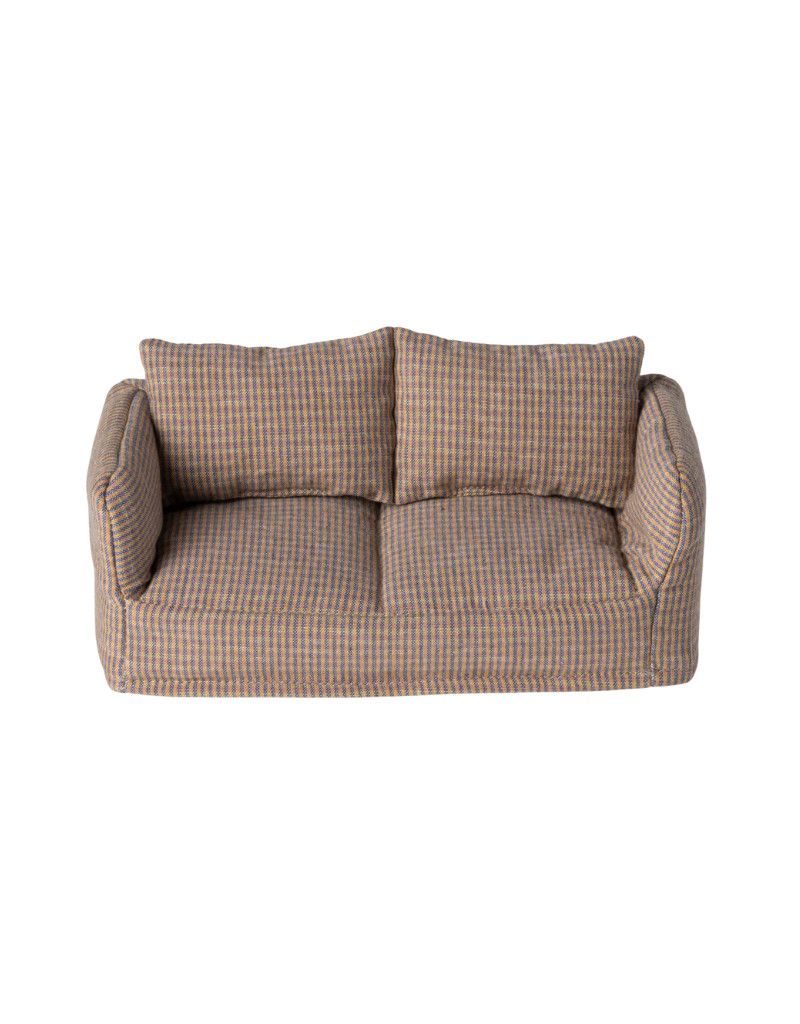 Couch, Mouse