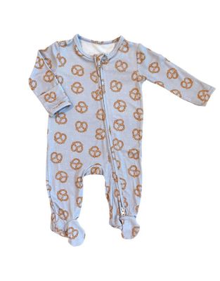 Zippered Footie in Pretzel Twists