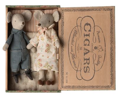 Grandma and Grandpa in a Cigar Box