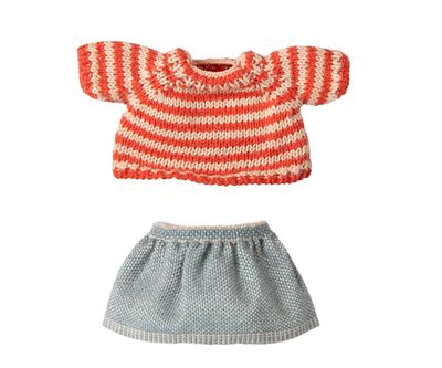 Knitted Sweater and Skirt, Big Sister