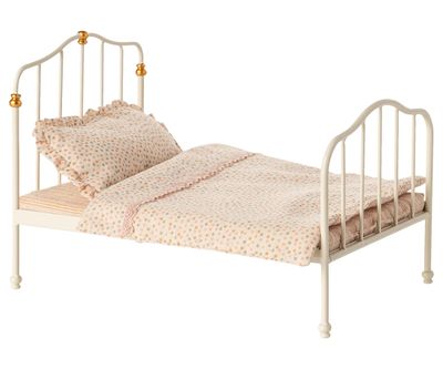 Vintage Bed, Mouse-Off White