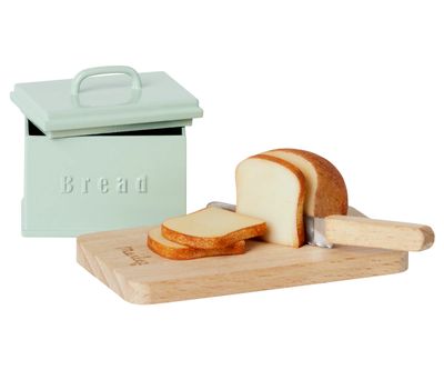 Bread Box W/Utensils, Miniature