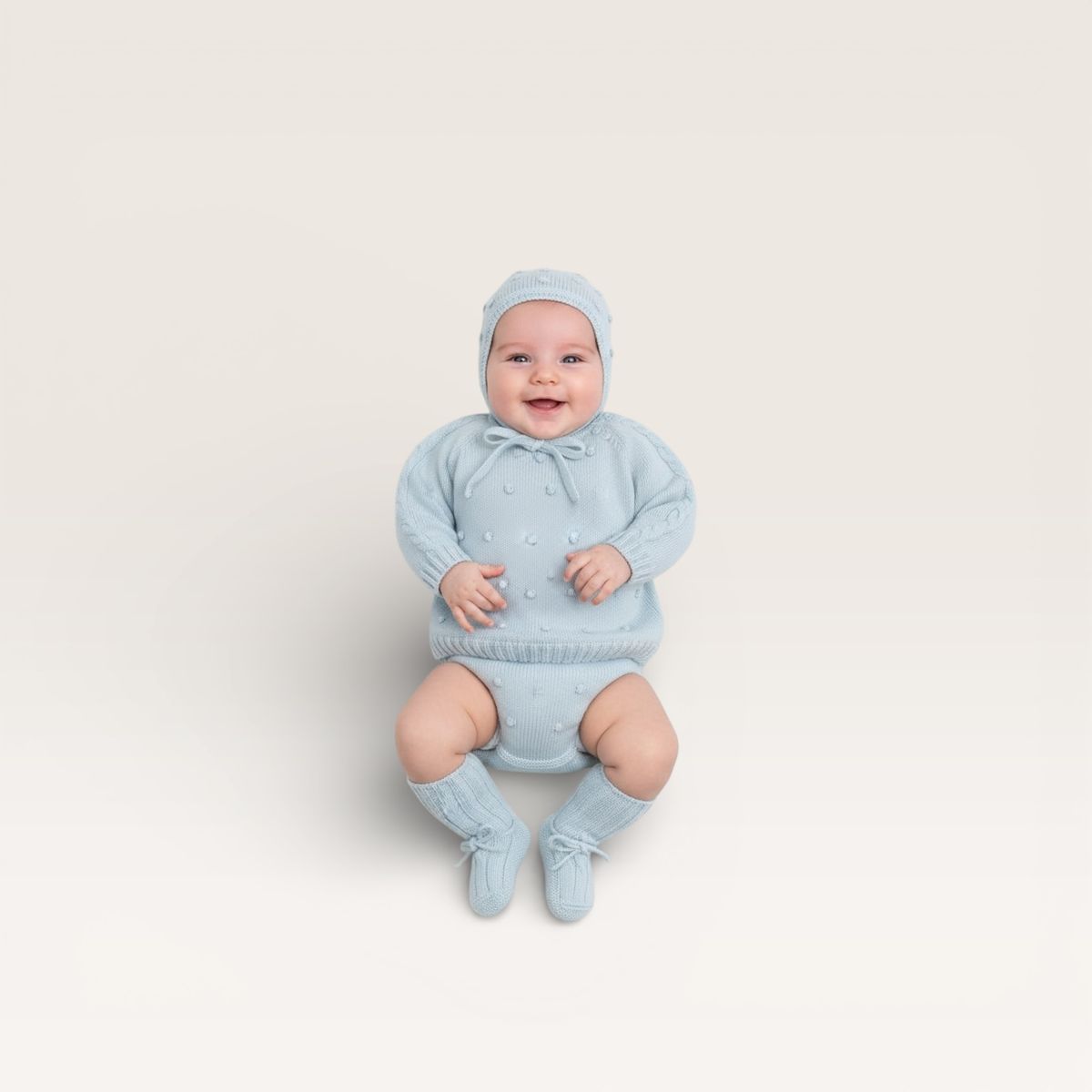 Raised Dot Diaper Set, Blue