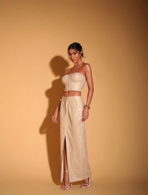 Saia Kim Nude