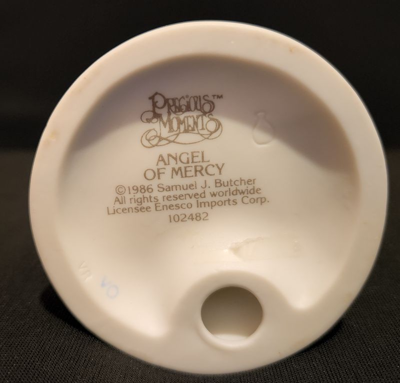 1986 Precious Moments Angel of Mercy