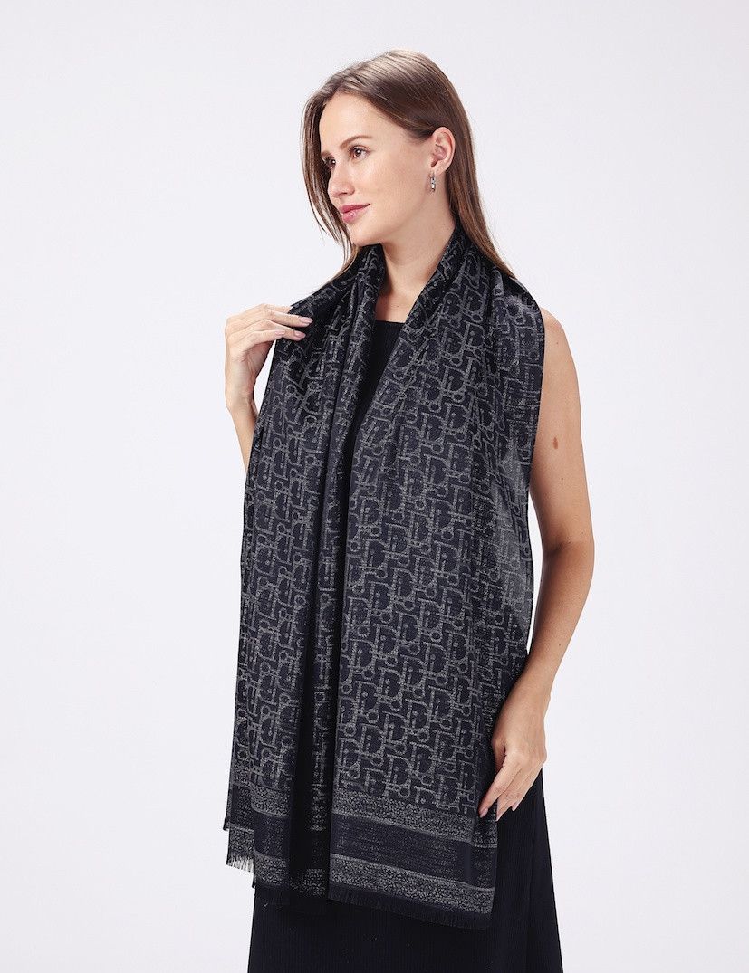 SF050-R67 Black