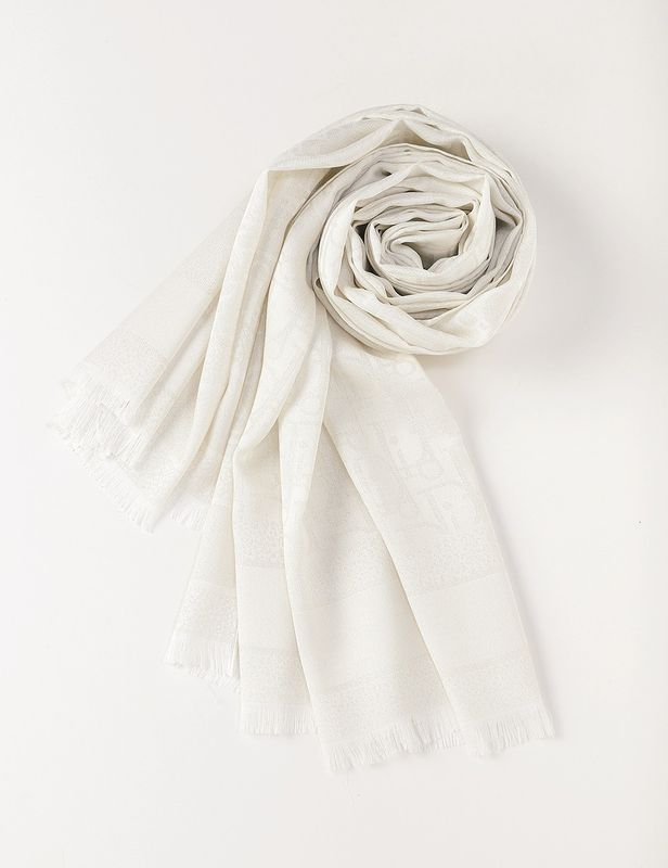 SF050-R67 White