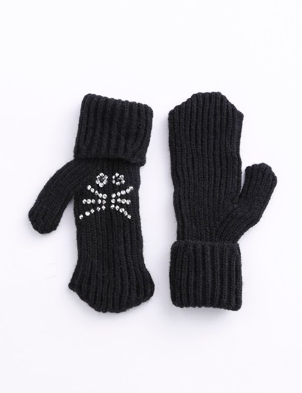 GL045-147 Black