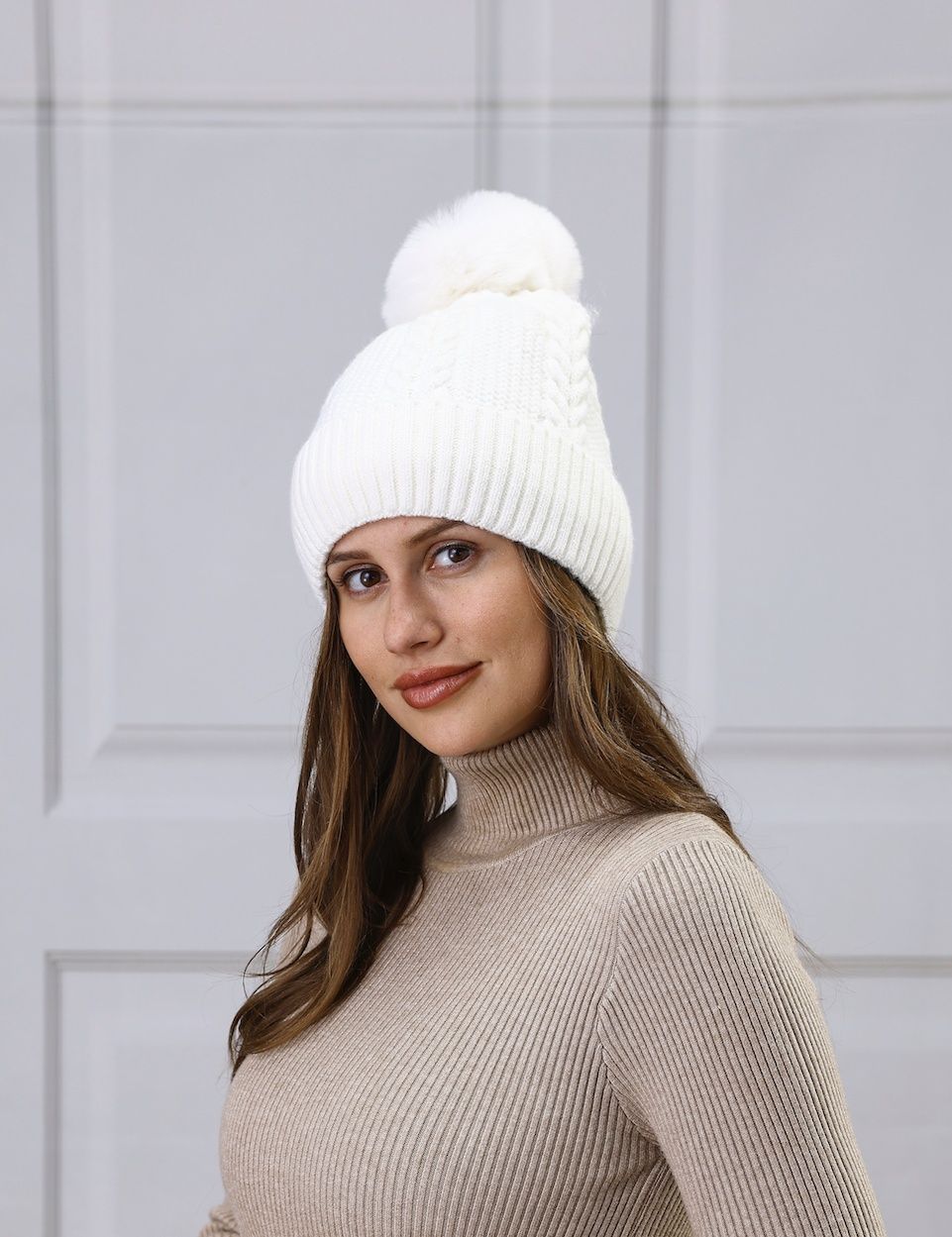KH058-122 White