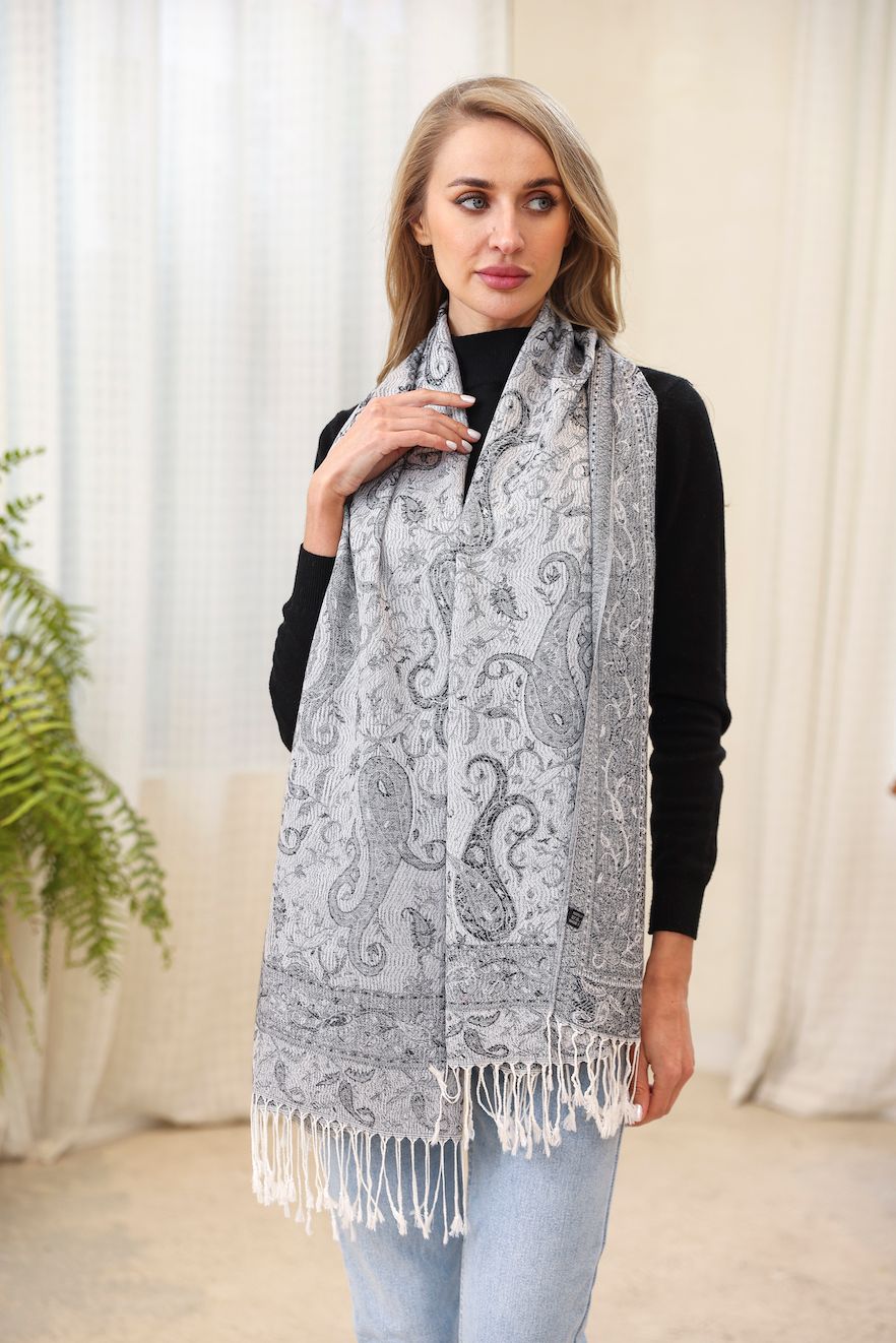 SF001-376 White
