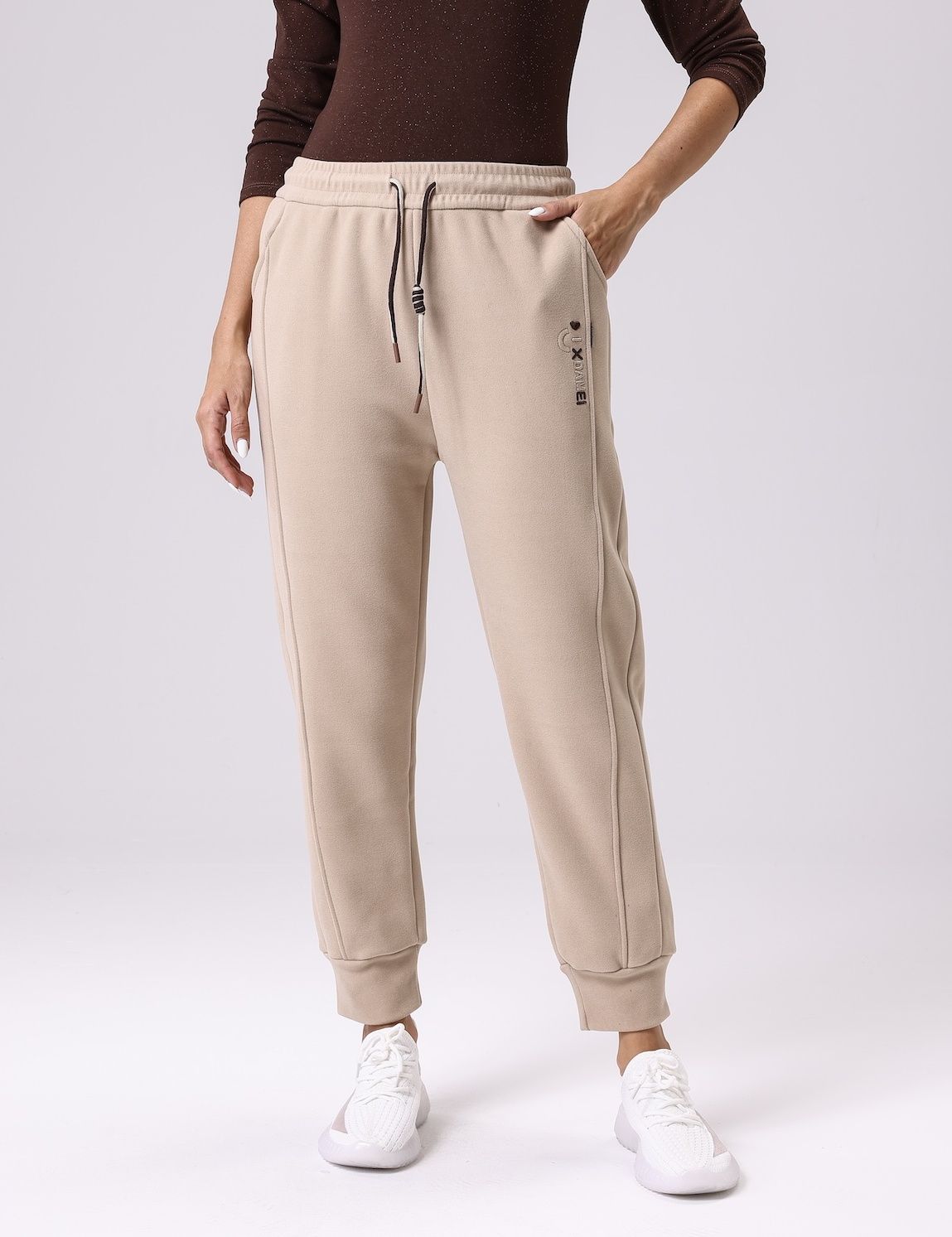 LE080-F85 Beige