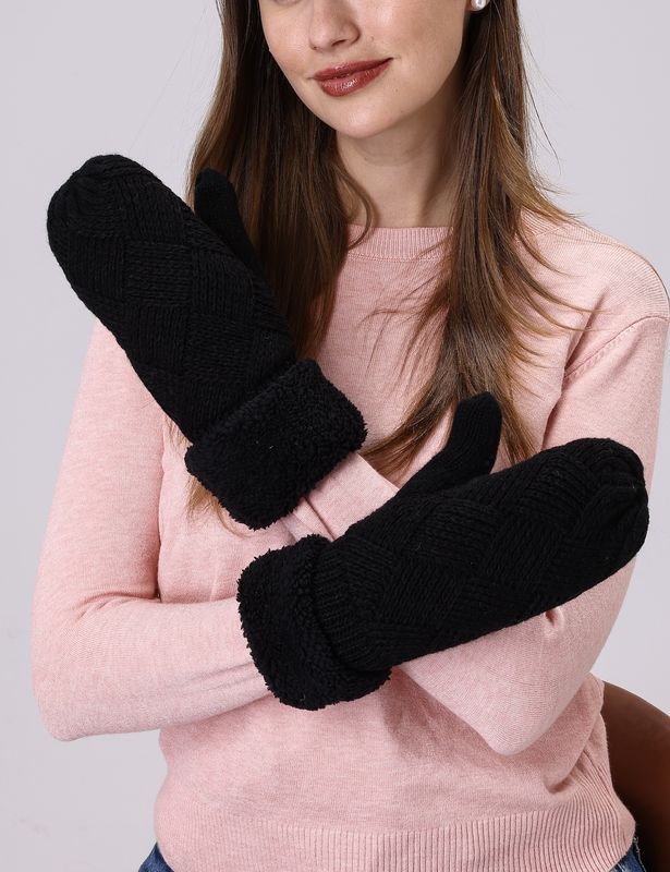 GL058-M102 Black