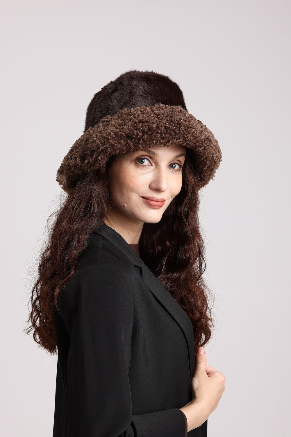 KH068-133 Brown
