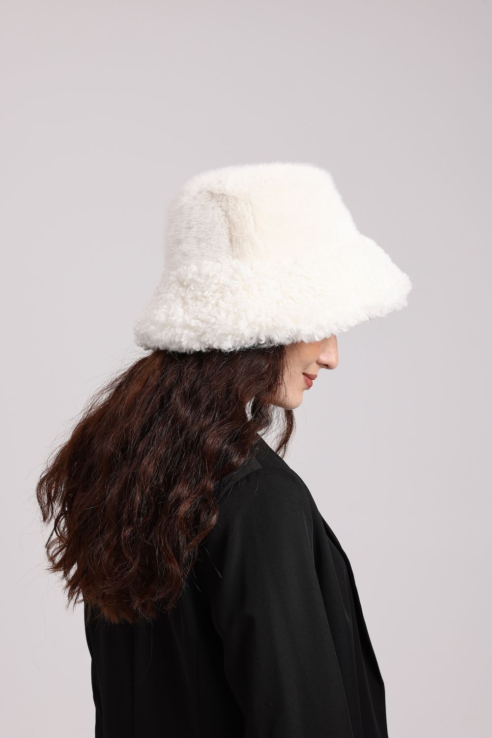 KH068-133 White
