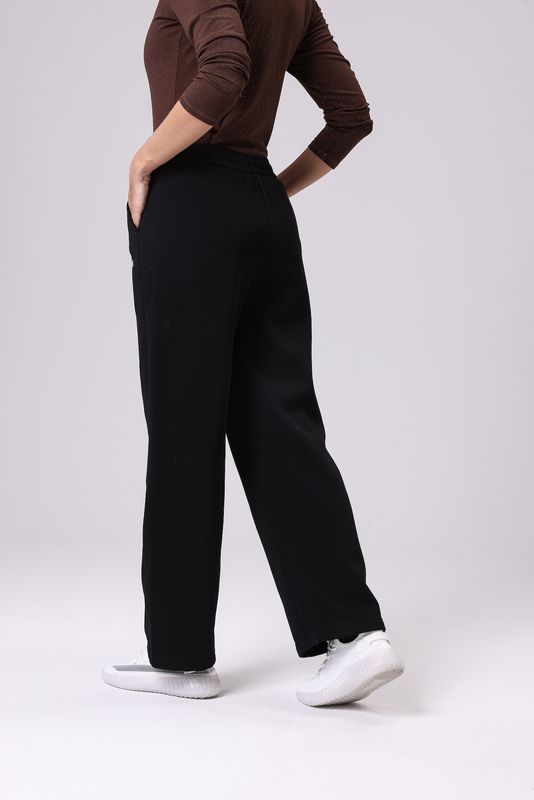 LE080-F99 Black