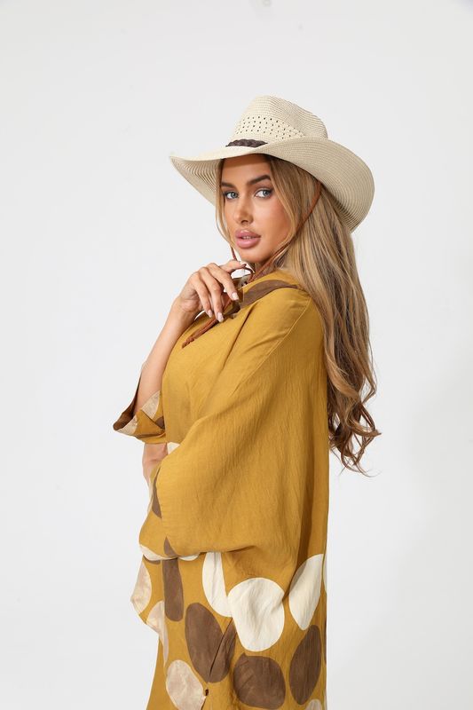 SH065-136 Sand