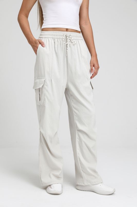 LE080-K111 White
