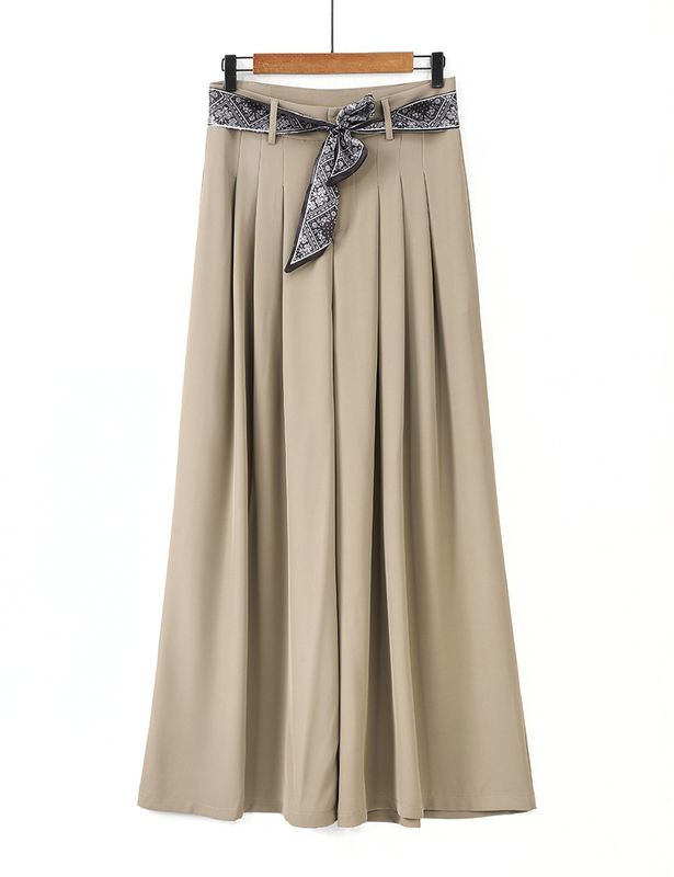 LE150-K122 Taupe