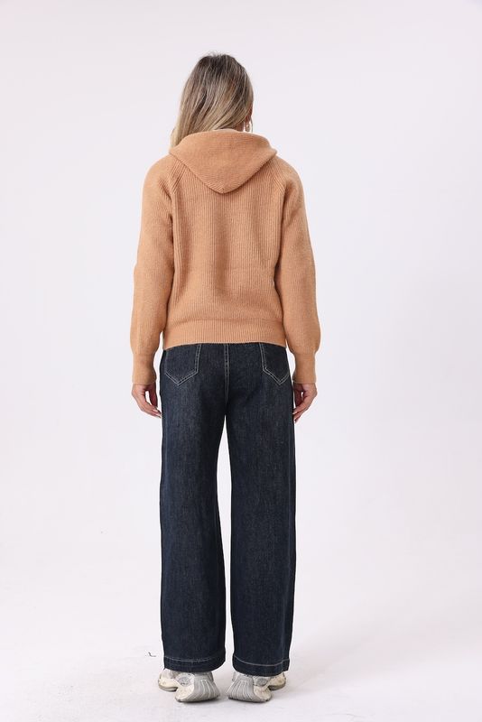 SW120-07 Camel