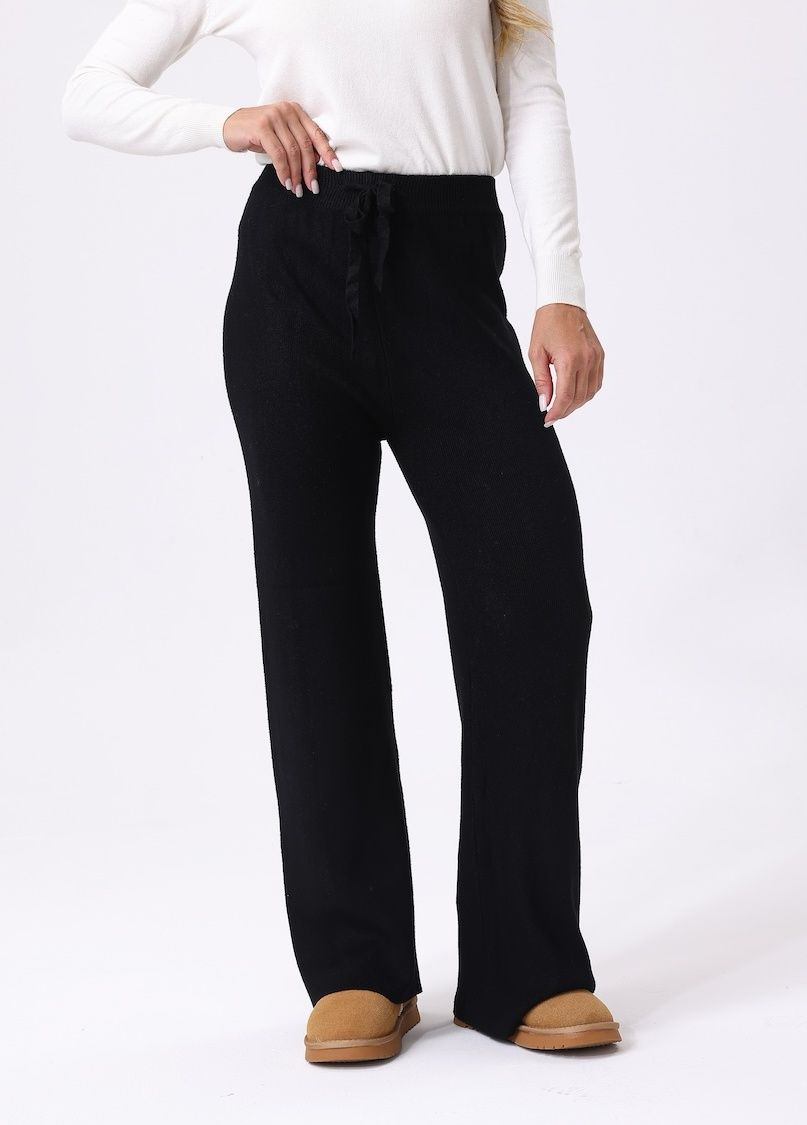 LE120-W01 Black