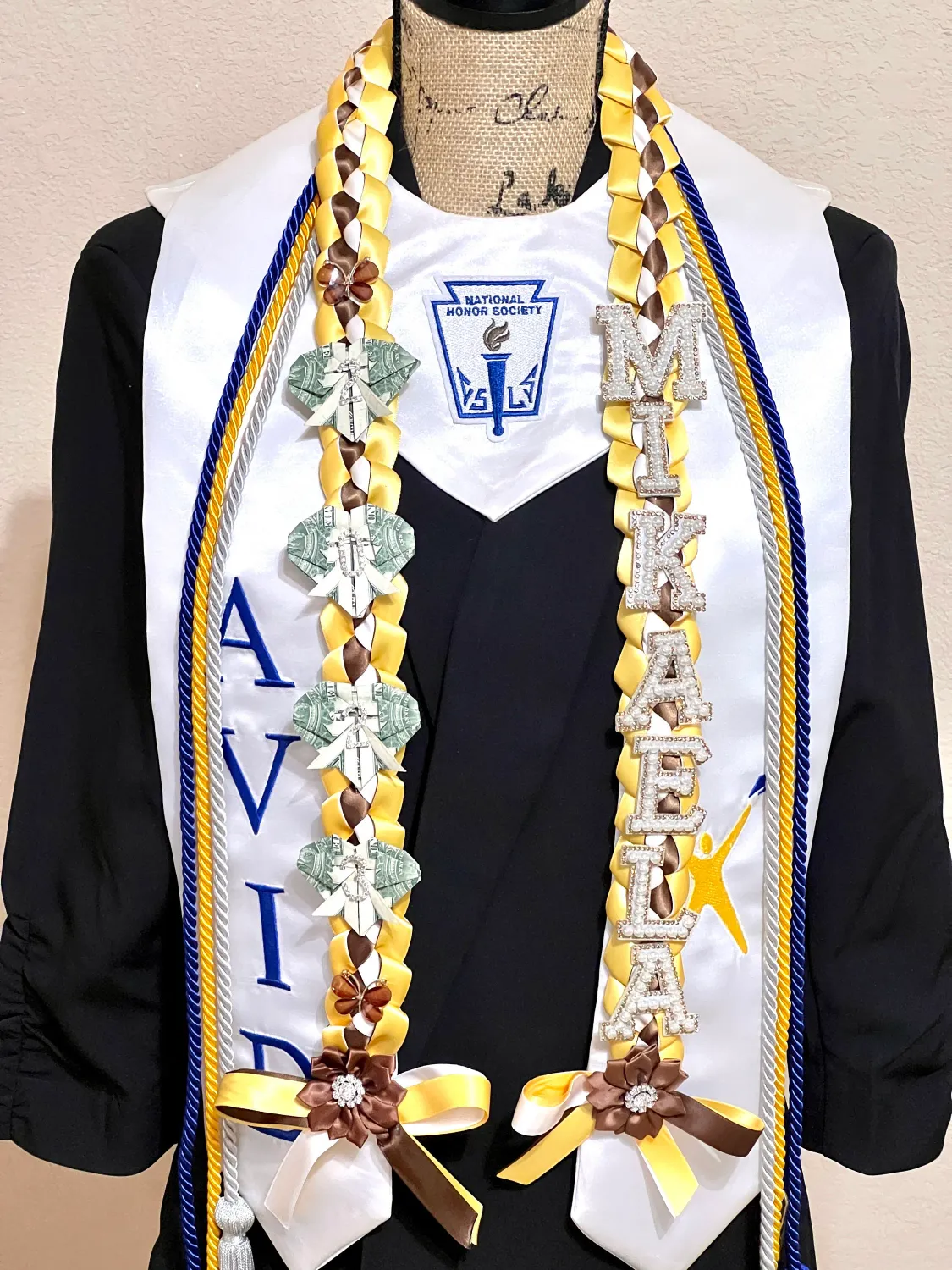 Custom Graduation Money Lei - 3 Color Personalized Lei, Bling Letters &amp; Number, Birthday, Baby or Bridal Shower, Special Occasion