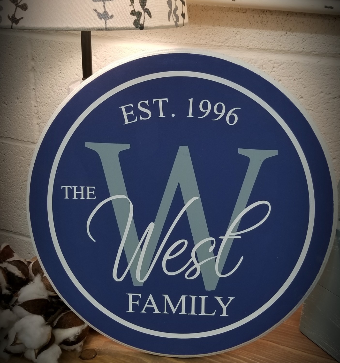 CUSTOM FAMILY CIRCLE SIGN  (14&quot; circle)*