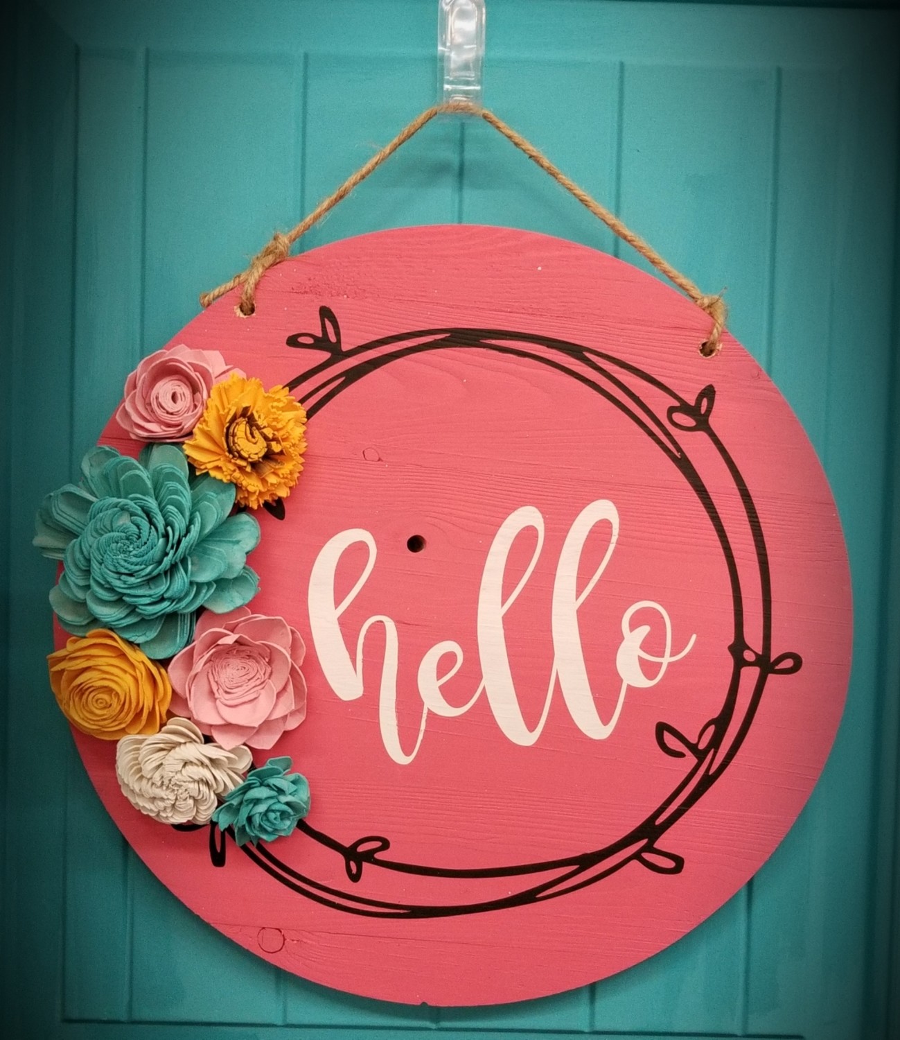 HELLO ROUND WREATH  W/ 7 FLOWERS (15&quot; )*