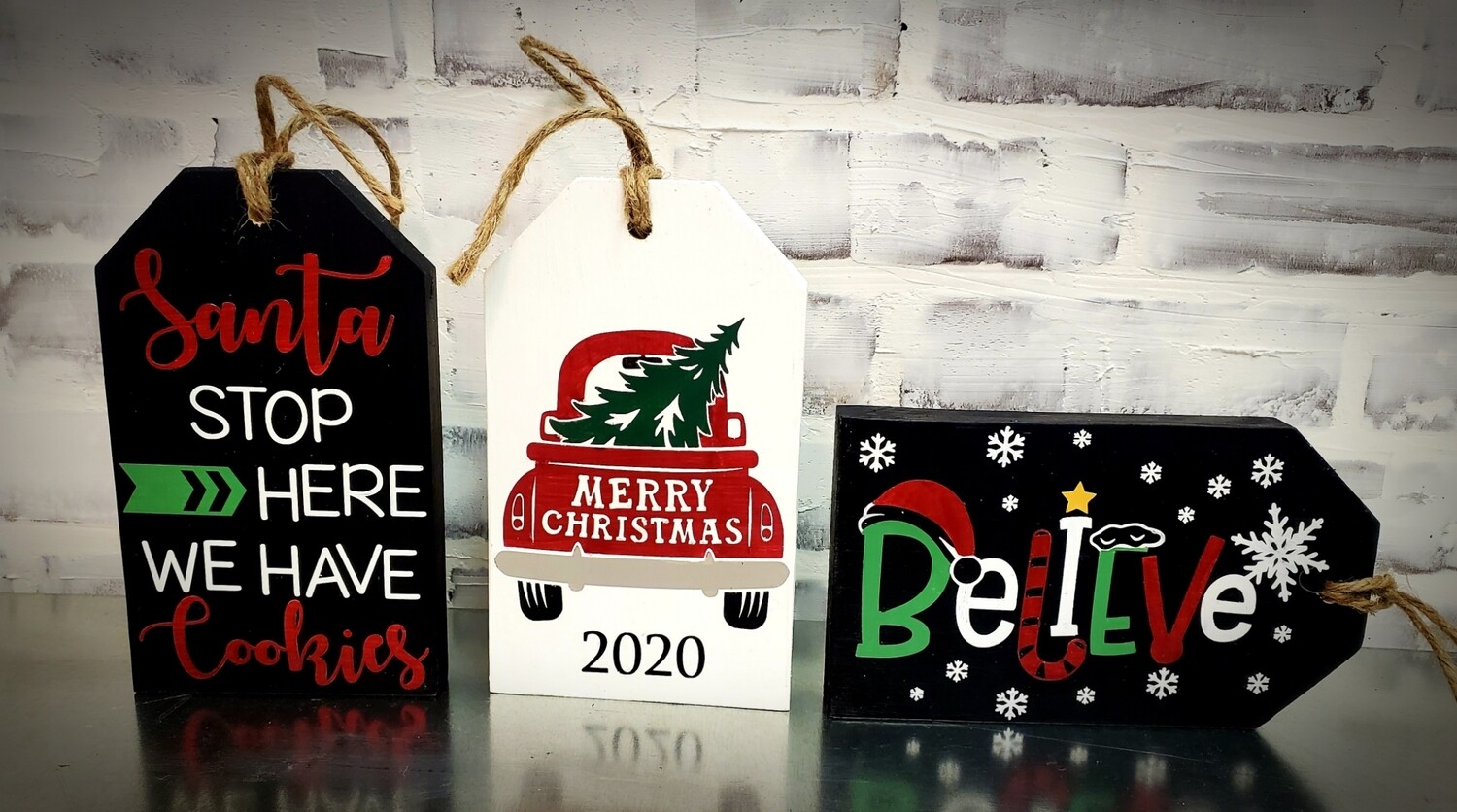 SET OF 3 CHRISTMAS TAGS-**