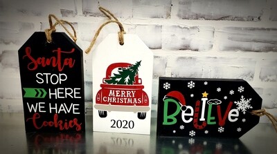 SET OF 3 CHRISTMAS TAGS-**