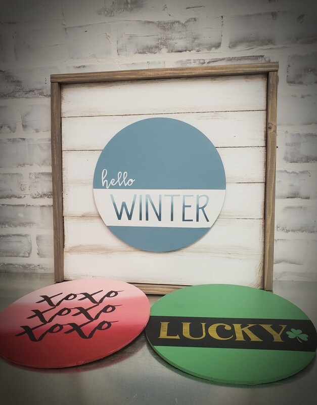 CHANGEABLE SHIPLAP SIGN W/WINTER SET (15 x 15&quot;)**