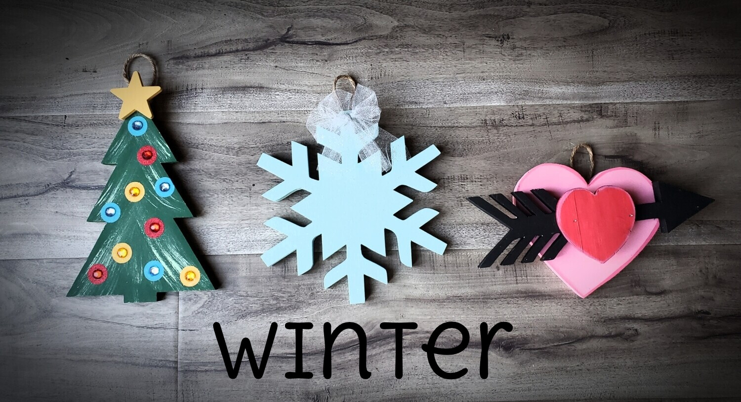 WELCOME WITH INTERCHANGEABLE HOLIDAYS (12 x 48")-P COMES W/3 HOLIDAY ITEMS-**